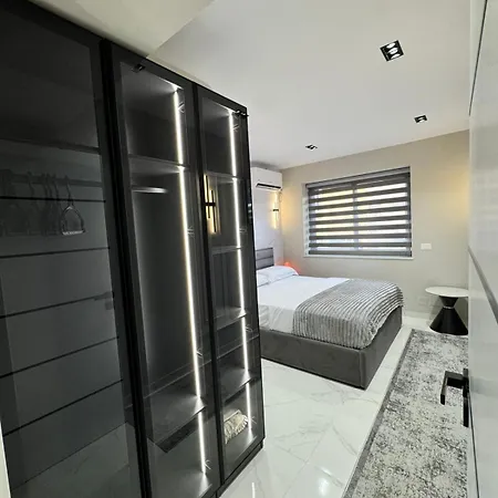 Luxe 2